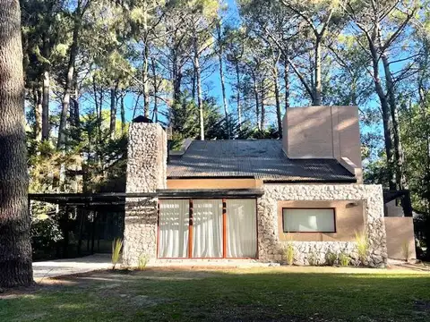 CEDRO ENTRE PETIRROJO Y PERDIZ al 700, CARILO, PINAMAR