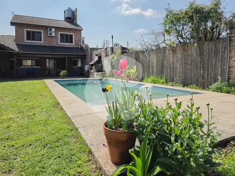 Casa en Venta en Ituzaingo, USD 290.000