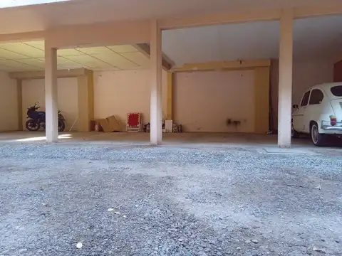 COCHERA EN VENTA EN CALLE RIOJA CASI DR RAMON