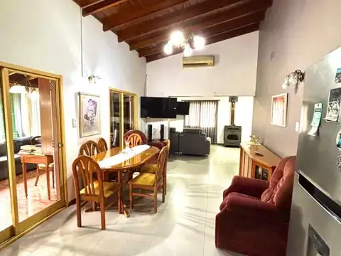 Adolfo Alsina 200