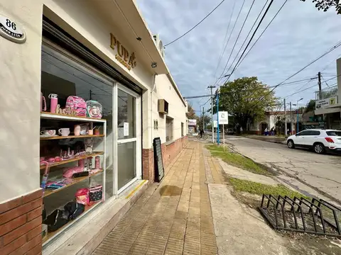 Local en Venta 40 años