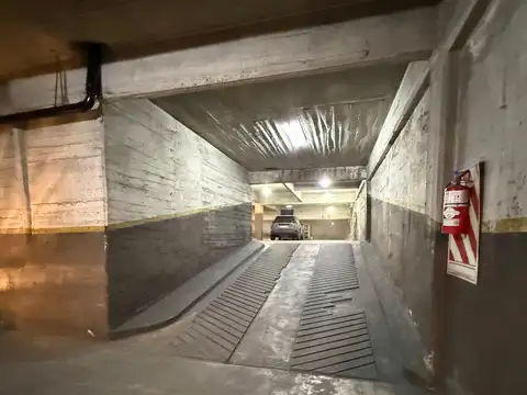 Cochera en Venta Fija