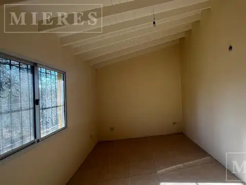 Dos unidades tipo duplex a la venta sobre calle Junin en Loma Verde