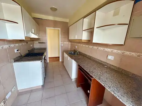 Departamento 4 ambientes con 2 baños