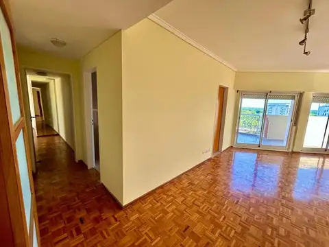 Departamento en Alquiler con 1 cocheras