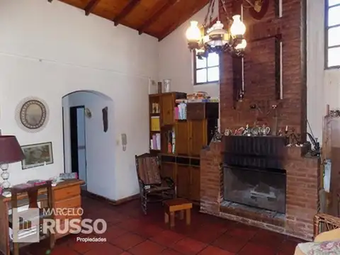 Casa en Venta con 1 cochera