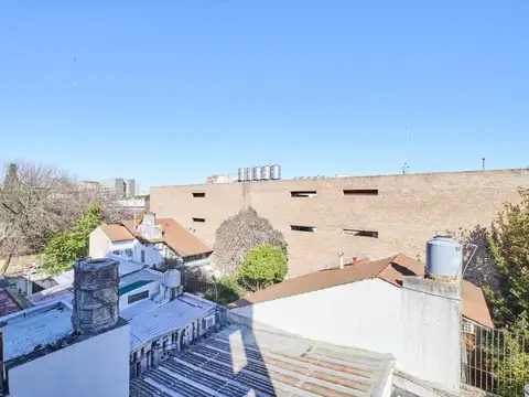 Venta departamento Dúplex 3 Habitaciones, 4 Ambientes con Terraza y Vista Abierta en Villa Ortuzar