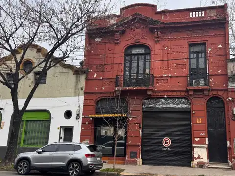 Venta Galpón Dos Plantas 890 M2 Ascensor Barracas