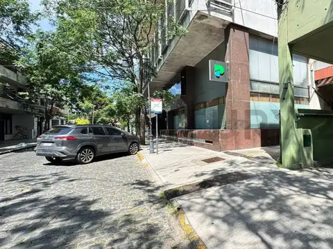 Cochera cubierta en Tribunales – San Isidro