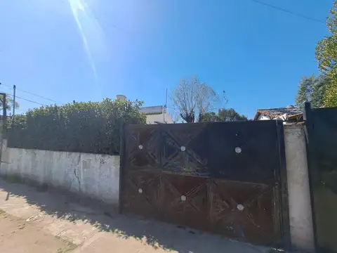 casa en venta de 2 ambientes en Longchamps