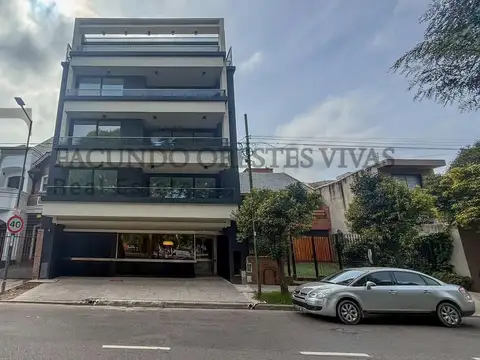 VENTA - DEPARTAMENTO - 4 AMBIENTES - BARRIO NAON - MATADEROS - BALCON
