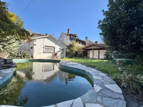 Ideal lote de 271,76m2 a la venta en excelente ubicación de Acassuso, plena zona residencial.