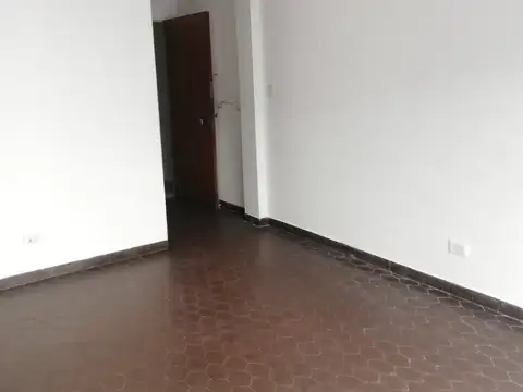 Departamento en Alquiler en Villa Pueyrredon, $ 1.600.000