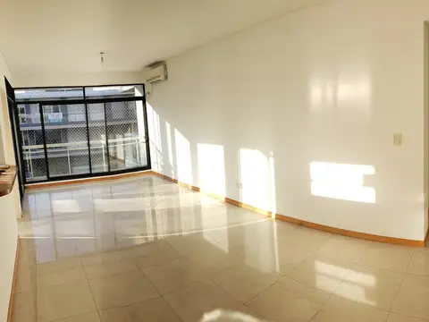 3 AMB EDIFICIO DE CATEGORIA CON COCHERA