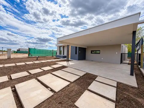 CASA A ESTRENAR EN VENTA BARRIO LAR DE BOEDO