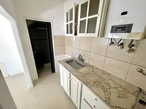 Depto Tipo Casa en Venta 50 años