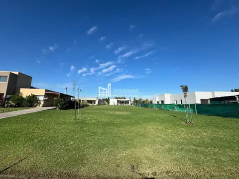 Lote en venta - Club Manuel Belgrano