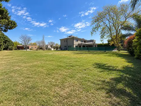 VENTA - Terreno en Funes