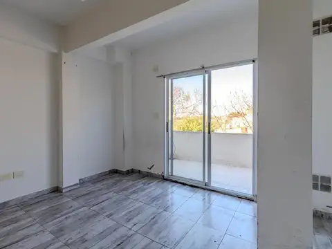 Departamento en Alquiler en Villa Luro, $ 490.000