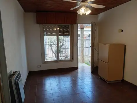 Depto Tipo Casa 3 ambientes con 1 baño