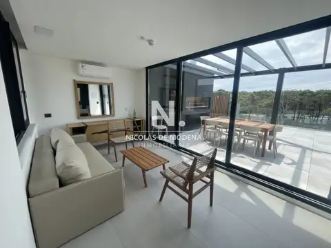 Vende PentHouse en la Barra, Manantiales de 3 dormitorios en suite.