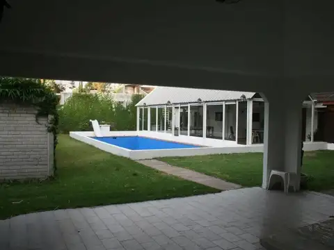 Quinta en Venta de 4 dormitorios