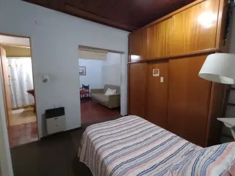 Depto Tipo Casa en Venta con 1 cocheras