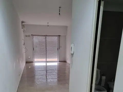 Se alquila monoambiente