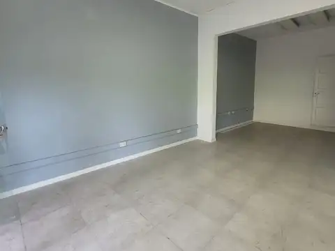 Local en Alquiler Via Púb.