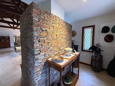 Casa en Alquiler de 3 dormitorios