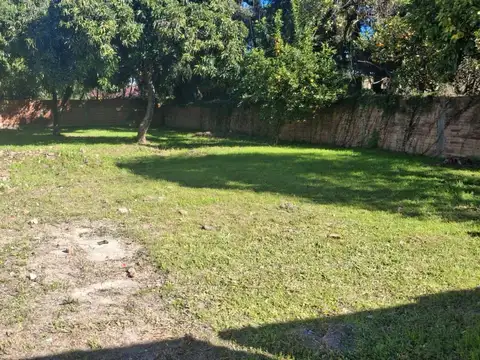 Terreno de 634 m2 en Baibiene al 900