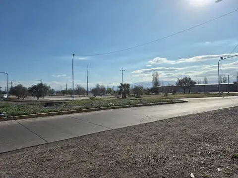 Ozamis Sur 2820, Mendoza 2800