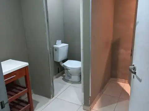 Local en Alquiler en Caseros, $ 2.500.000