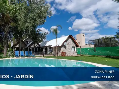 CASA EN VENTA 4 DORMITORIOS, PILETA Y COCHERA