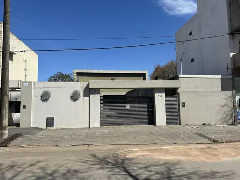 Local en Venta en Colon, USD 400.000