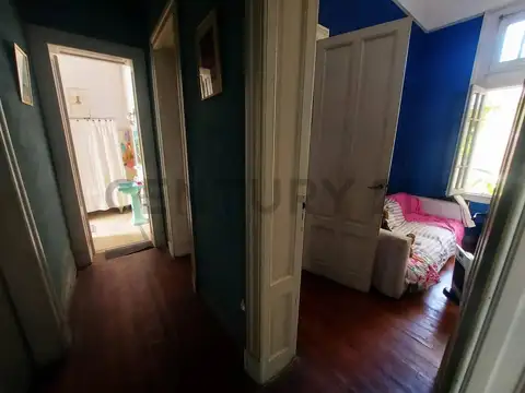 Av. Juan de Garay 300, Piso 0