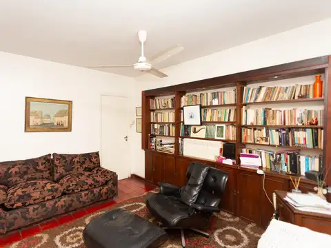 Depto Tipo Casa en Venta 52 años