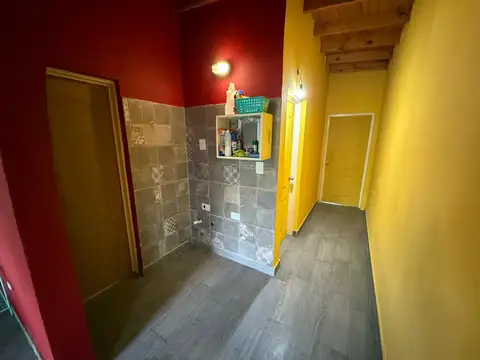Casa 4 ambientes con 1 baño