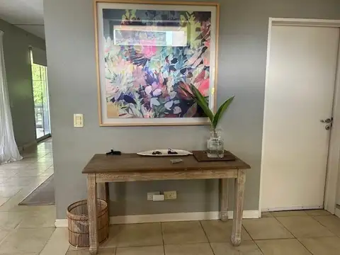 Casa en Alquiler Temporal en Santa Barbara, USD 5.000