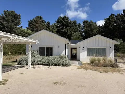 Casa en venta en Costa Esmeralda con Gas Natural