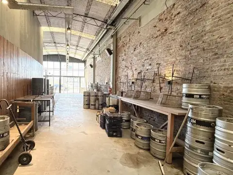 Vta. Local c/potencial, excelente zona San Isidro