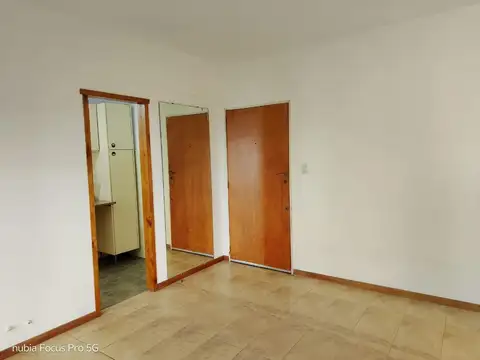 Departamento en Alquiler en Caballito, $ 550.000