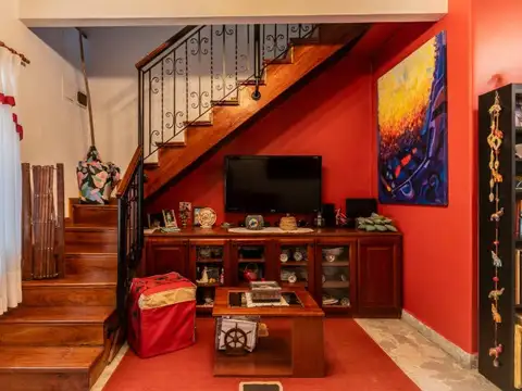 Depto Tipo Casa en Venta en Flores, USD 185.000