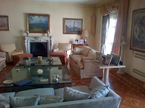 Departamento en Venta de 5 dormitorios