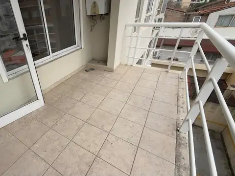 Departamento en Alquiler en Urquiza R, $ 900.000