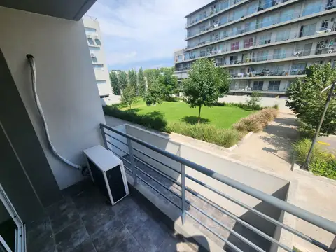 Juan de Garay 3200, Piso 1