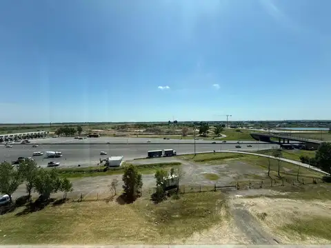 Oficina en Alquiler en Guillermo E Hudson, USD 2.093