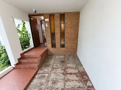 Libertad 2400