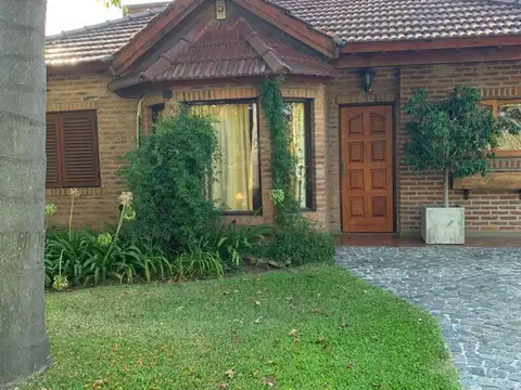 Casa en Alquiler en Country Club Banco Provincia, USD 1.700