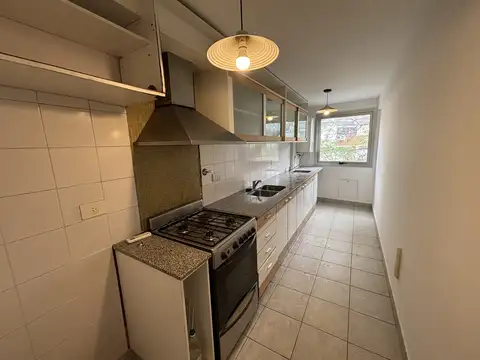 Departamento en Alquiler en San Isidro Vías / Rolon, $ 1.100.000